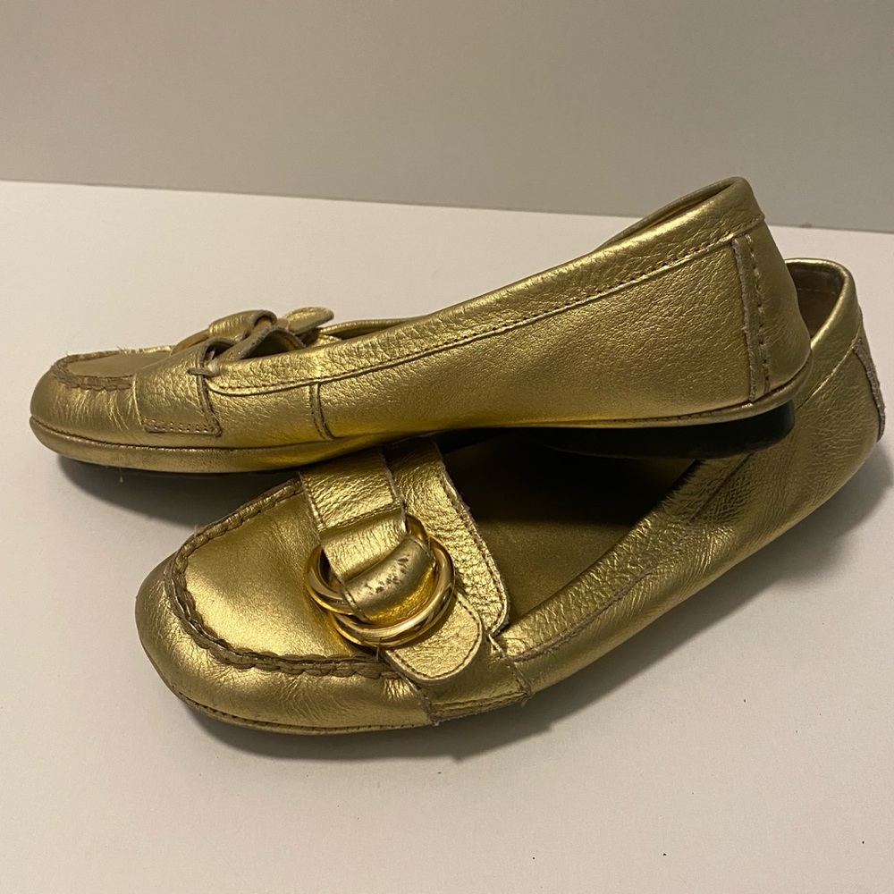 “Me Too” Carle Gold Leather Loafers for Women Size 7M